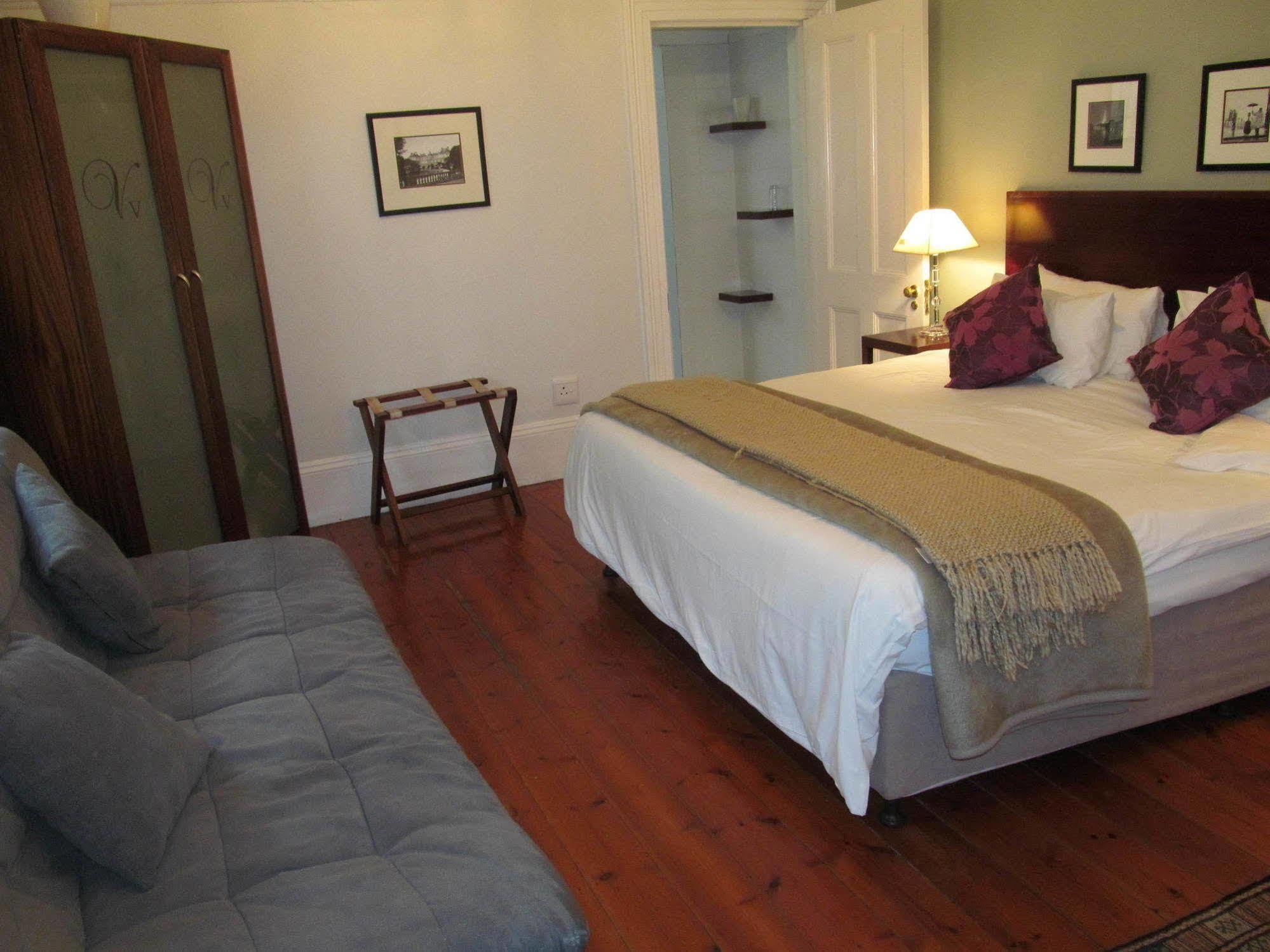 The Vic Hotel Port Elizabeth Exterior foto