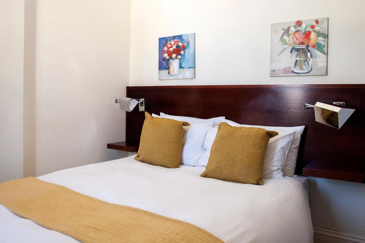 The Vic Hotel Port Elizabeth Exterior foto